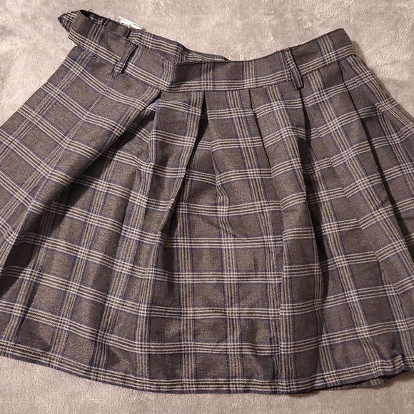 Plaid Pleated Belt overskirt - Picture 5 of 10
